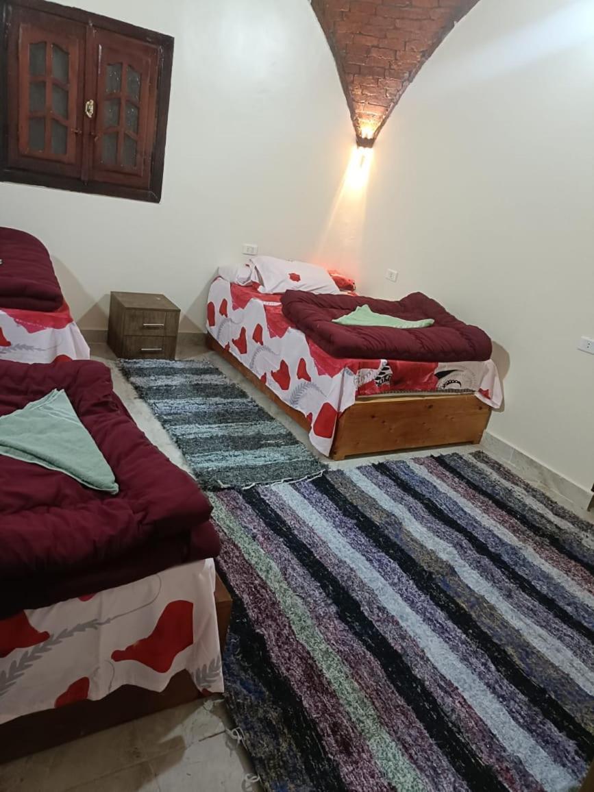 Готель Badry Sahara Camp Bawiti Екстер'єр фото